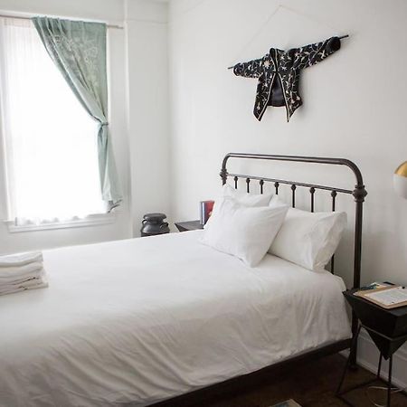 Object Hotel 1Br Shared Bath Room 2D 비스비 외부 사진