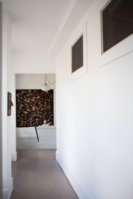 Object Hotel 1Br Shared Bath Room 2D 비스비 외부 사진