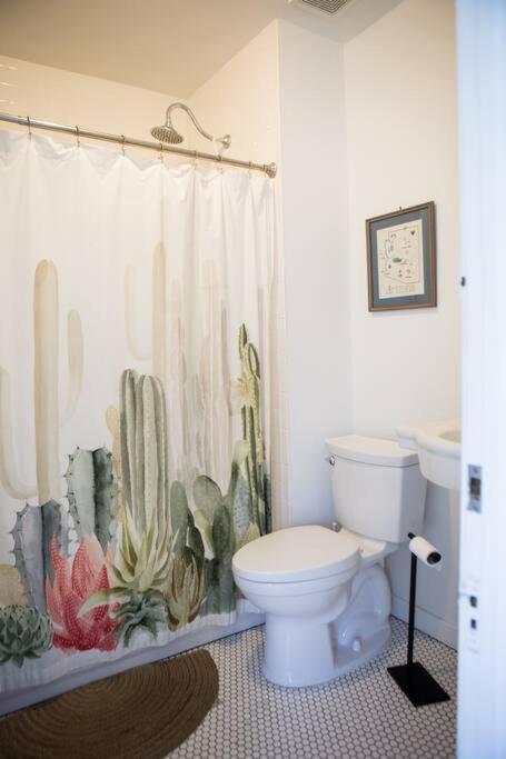 Object Hotel 1Br Shared Bath Room 2D 비스비 외부 사진